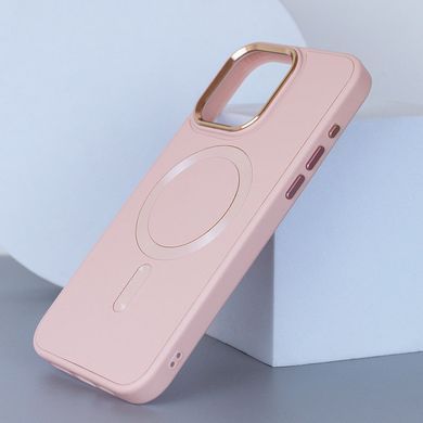 Кожаный чехол Bonbon Leather Metal Style with Magnetic Fit для Apple iPhone 15 (6.1") Розовый / Light pink