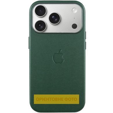 Чехол кожаный Leather Case (AA) with Magnetic Fit and Animation для Apple iPhone 17 (6.3") Forest Green